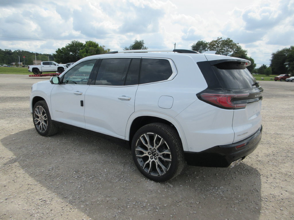 New 2027 GMC Acadia Denali Ultimate FWD image 6