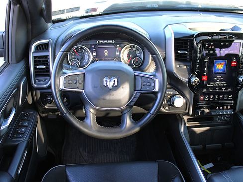 Used 2021 RAM 1500 Laramie AWD/4WD image 4