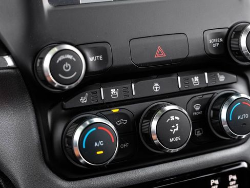 Used 2022 RAM 1500 Laramie w/ Sport Appearance Package image 31