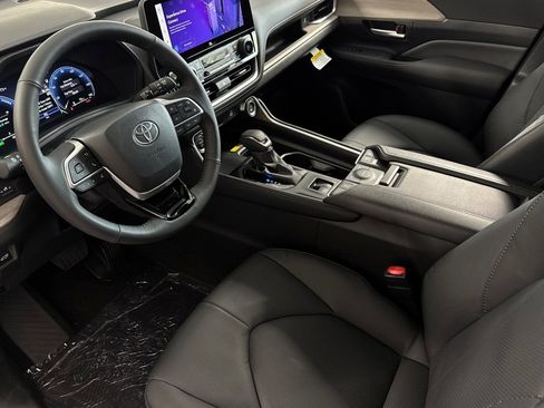 New 2026 Toyota Grand Highlander AWD Hybrid image 10