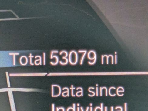 Used 2021 BMW 740i w/ M Sport Package image 32