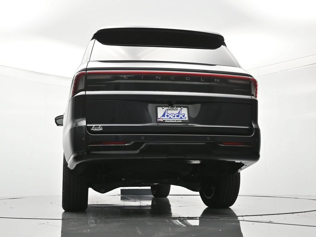 New 2026 Lincoln Navigator Reserve w/ Jet Appearance Package AWD/4WD image 43