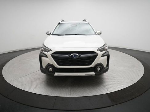 Used 2023 Subaru Outback Touring image 11