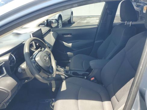 Used 2021 Toyota Corolla LE FWD image 14