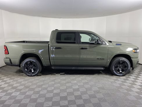 New 2026 RAM 1500 Big Horn AWD/4WD image 6