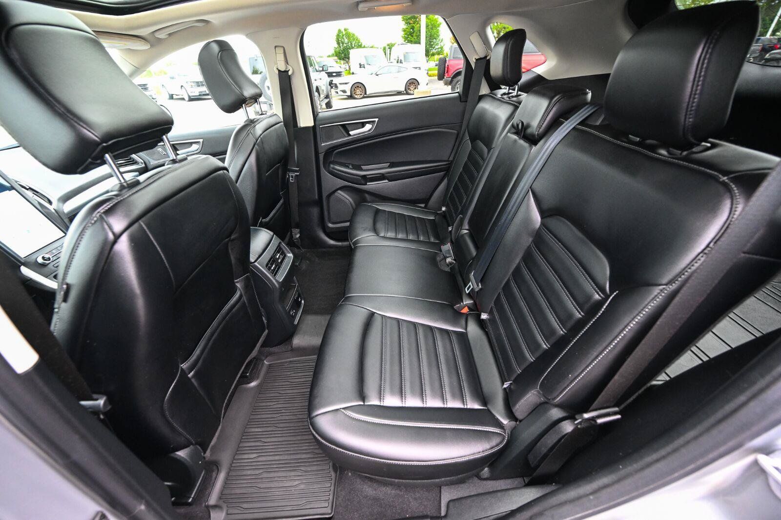 Used 2022 Ford Edge SEL w/ Convenience Package AWD/4WD image 24
