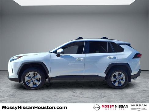 Used 2024 Toyota RAV4 XLE image 4