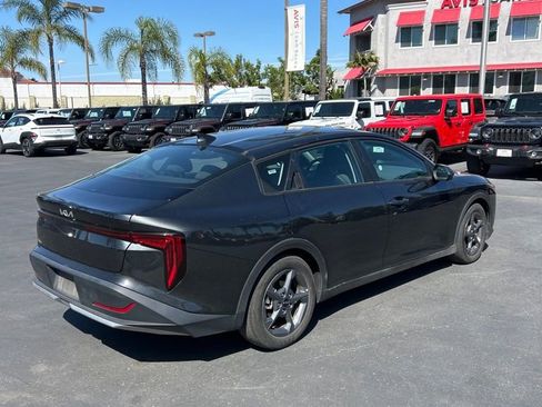 Used 2025 Kia K4 LXS image 7