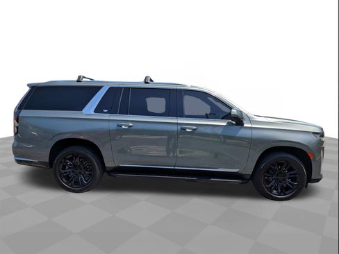 Certified 2024 Cadillac Escalade ESV Premium Luxury AWD/4WD image 3