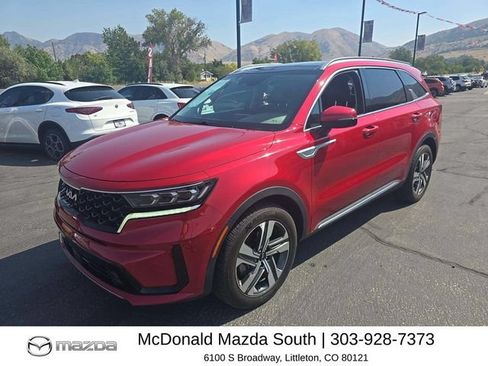 Used 2022 Kia Sorento SX w/ Panoramic Sunroof Package AWD/4WD image 1