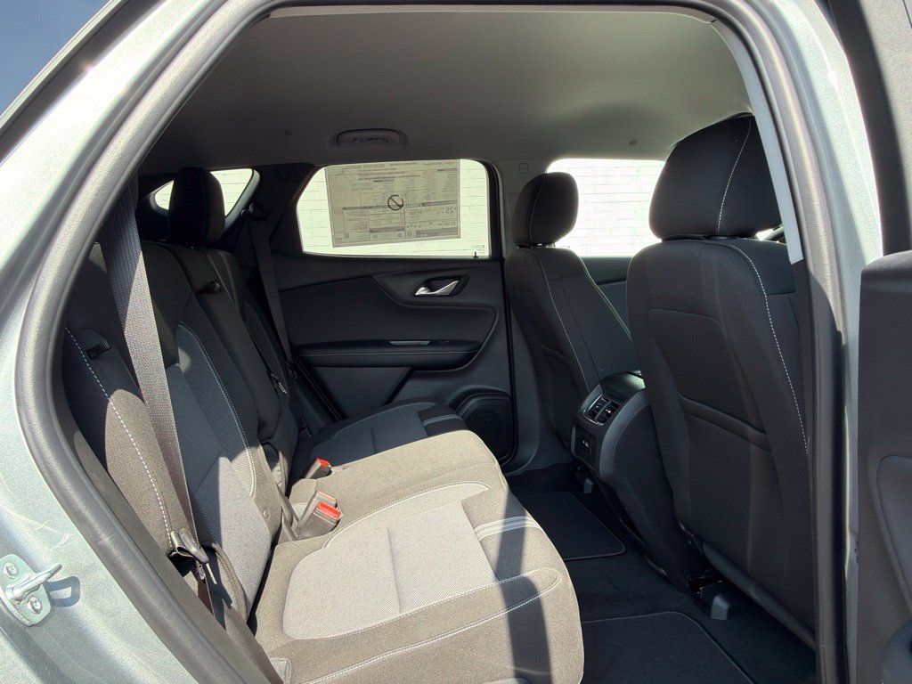 New 2026 Chevrolet Blazer LT w/ Convenience Package FWD image 10