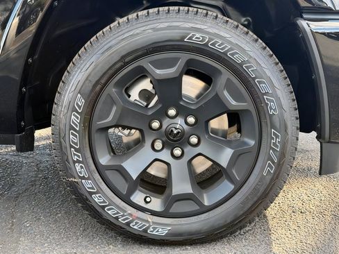 New 2026 RAM 1500 Big Horn AWD/4WD image 9