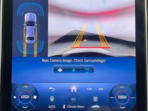 Certified 2025 Mercedes-Benz C 300 4MATIC Sedan image 19