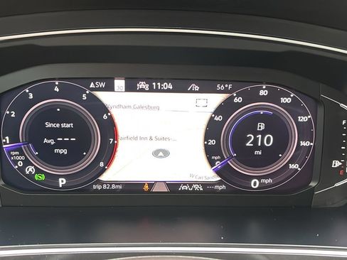 Used 2024 Volkswagen Tiguan SEL R-Line image 15