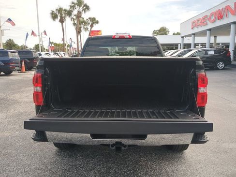 Used 2017 GMC Sierra 1500 SLE w/ SLE Value Package AWD/4WD image 12