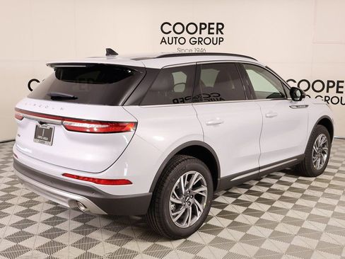 New 2026 Lincoln Corsair Premiere image 21