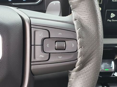Used 2025 GMC Sierra 1500 AT4 w/ AT4 Premium Package AWD/4WD image 14