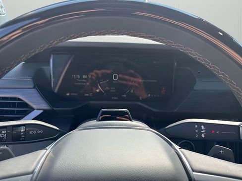 New 2026 GMC Acadia AT4 w/ Super Cruise Package image 30