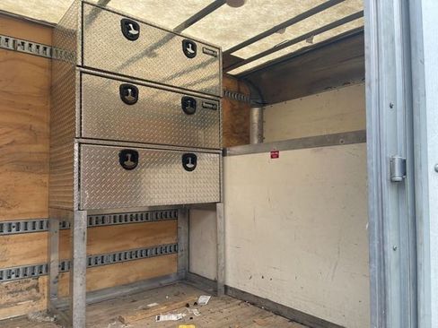 Used 2018 Chevrolet Express 4500 Extended w/ Driver Convenience Package image 21