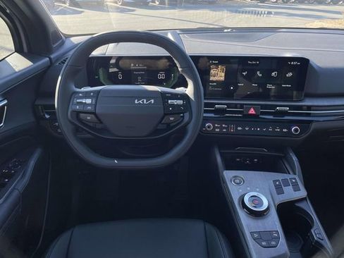 New 2026 Kia Sportage EX image 22