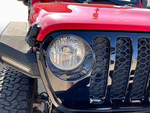 Used 2021 Jeep Gladiator Sport AWD/4WD image 26