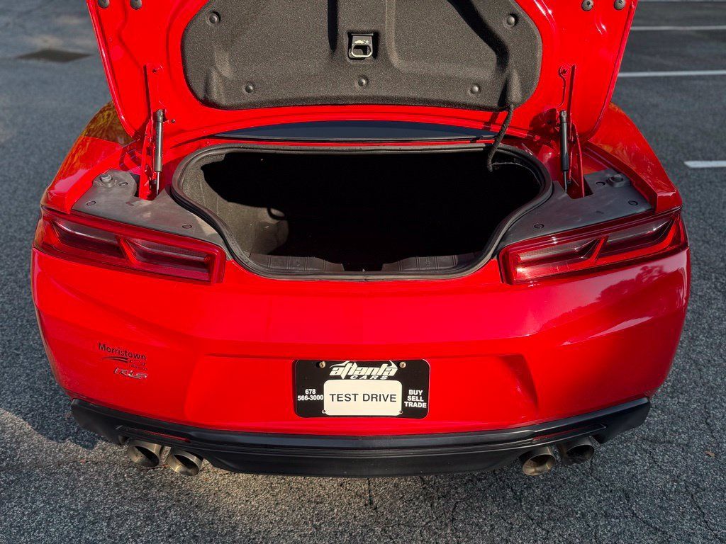 Used 2017 Chevrolet Camaro LT w/ RS Package RWD image 15