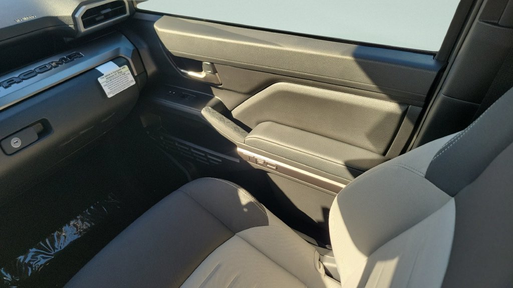 Certified 2025 Toyota Tacoma TRD Sport RWD image 13