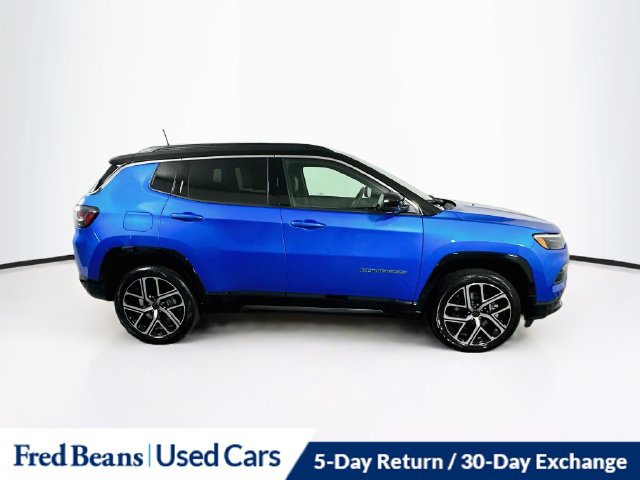 Certified 2025 Jeep Compass Limited w/ Elite Group AWD/4WD image 10