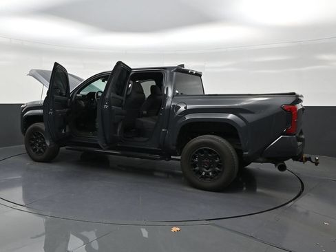 Used 2024 Toyota Tacoma SR5 RWD image 31