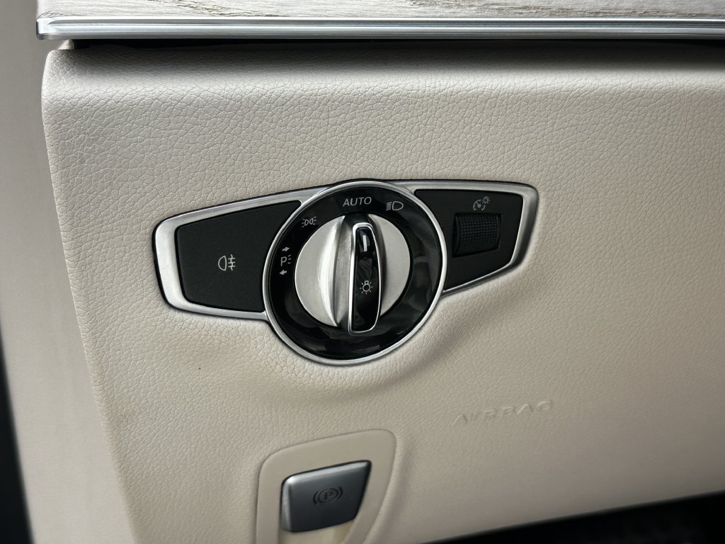 Used 2018 Mercedes-Benz E 400 Cabriolet image 30