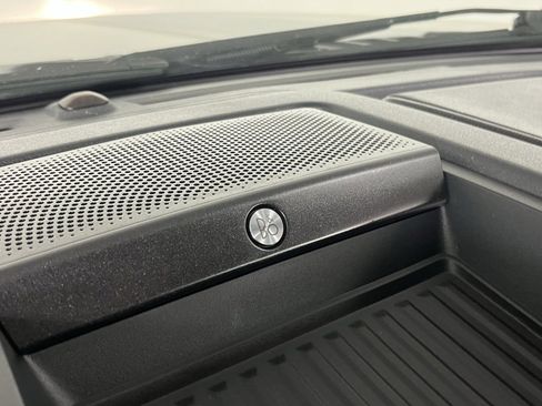 Used 2020 Ford F250 Lariat w/ Chrome Package image 16