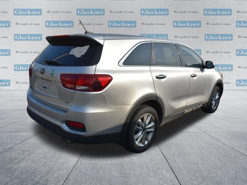 Used 2019 Kia Sorento L FWD image 4