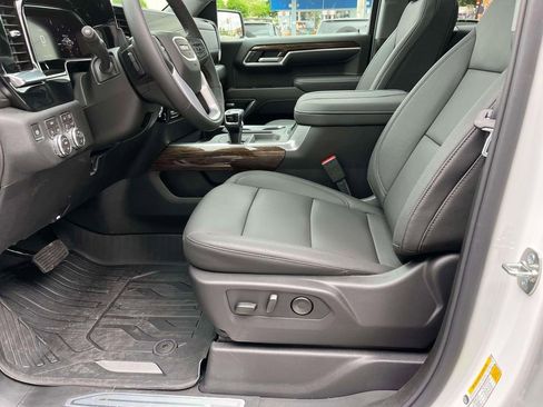 New 2026 GMC Sierra 1500 Elevation w/ Elevation Premium Package AWD/4WD image 22