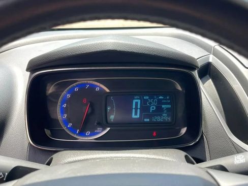 Used 2015 Chevrolet Trax LT w/ LT Plus Package AWD/4WD image 6