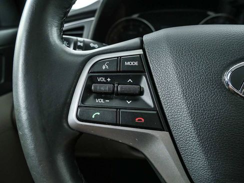Used 2018 Hyundai Elantra Value Edition w/ Cargo Package FWD image 10