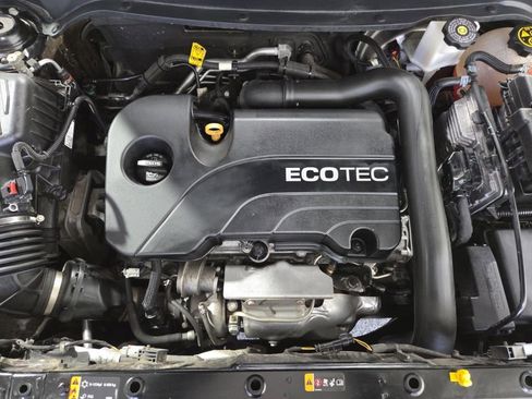 Used 2019 Chevrolet Equinox LT image 40