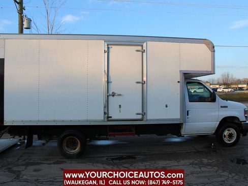 Used 2021 Ford E-450 and Econoline 450 Super Duty image 8