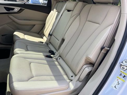 Used 2019 Audi Q7 2.0T Premium Plus AWD/4WD image 23