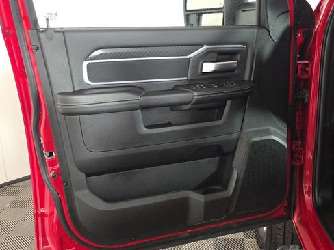 Certified 2026 RAM 2500 Big Horn AWD/4WD image 29