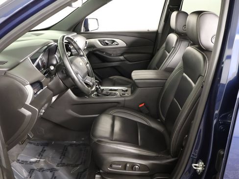Used 2023 Chevrolet Traverse LT AWD/4WD image 32