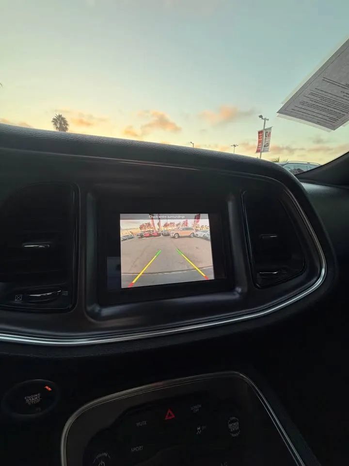 Used 2018 Dodge Challenger SXT RWD image 8