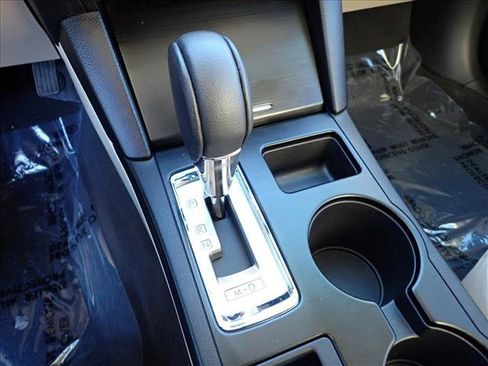 Used 2017 Subaru Outback 3.6R Limited image 19