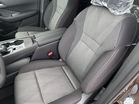 New 2026 Nissan Rogue SV image 19