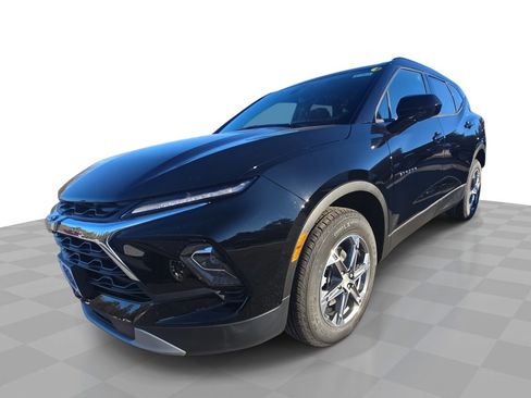 New 2025 Chevrolet Blazer LT w/ Convenience Package image 37