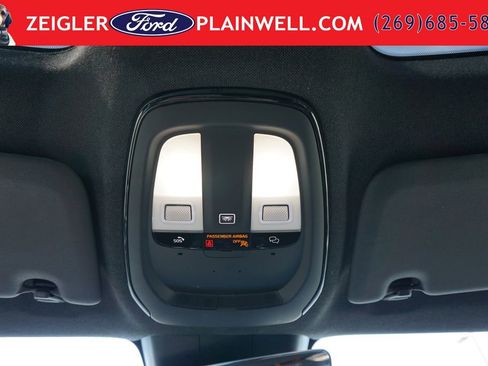 Used 2023 Volvo C40 P8 Recharge Ultimate AWD/4WD image 34