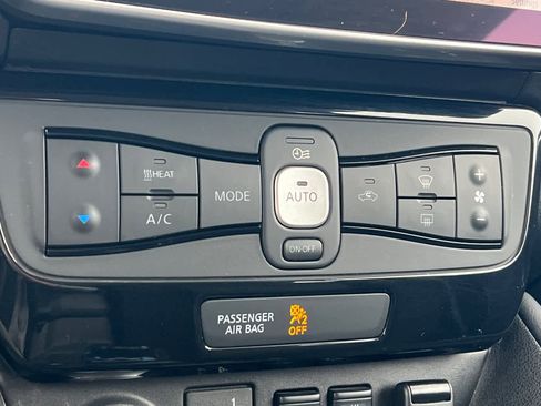 Used 2023 Nissan Leaf SV Plus image 22