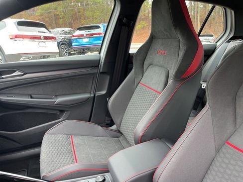 New 2026 Volkswagen GTI SE image 10