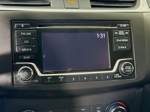 Used 2018 Nissan Sentra S w/ S Midnight Style Package image 14