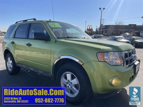 Used 2012 Ford Escape XLT image 3