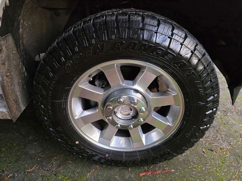 Used 2009 Ford F350 XLT image 9